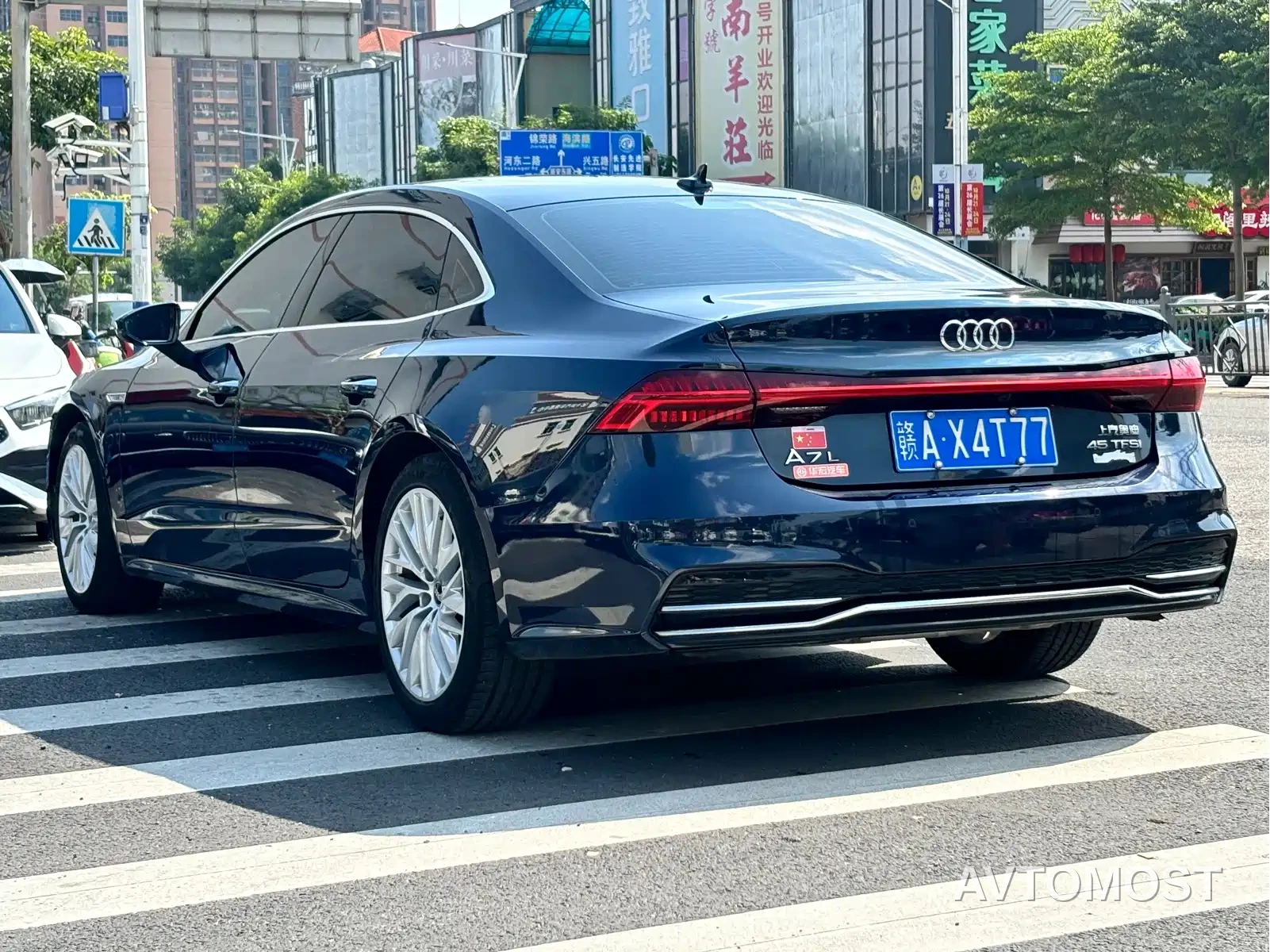 Audi A7L 2024 45TFSI S-line Dream Edition Crystal Package — фото 3