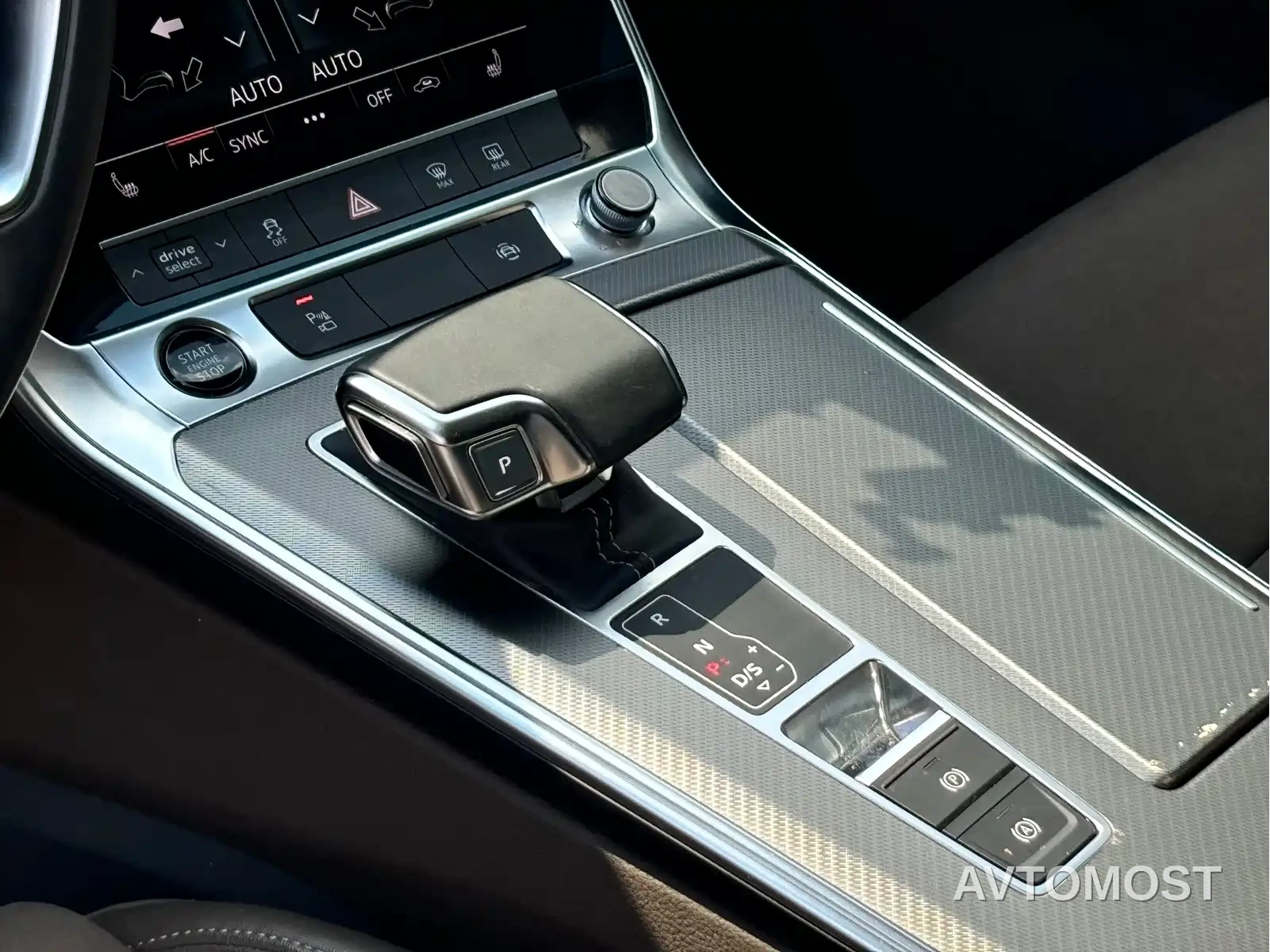 Audi A7L 2024 45TFSI S-line Dream Edition Crystal Package — фото 9