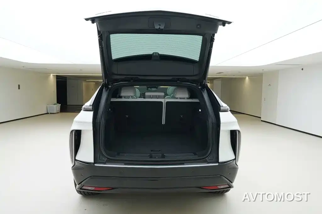 Cadillac IQ Rui Ge 2024 RWD Standard Range Luxury Edition — фото 5