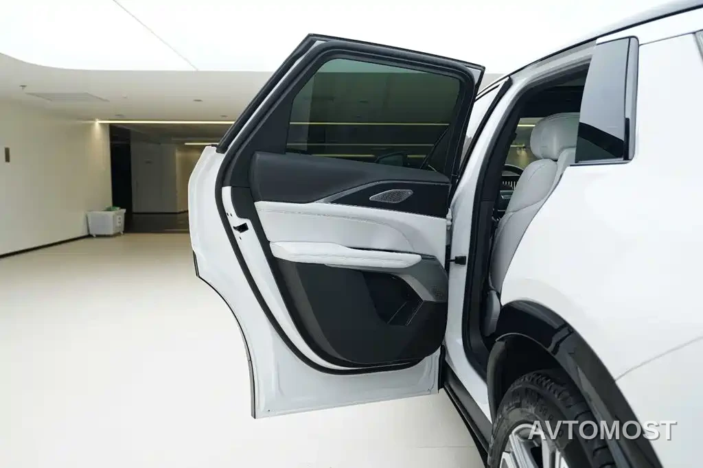 Cadillac IQ Rui Ge 2024 RWD Standard Range Luxury Edition — фото 12