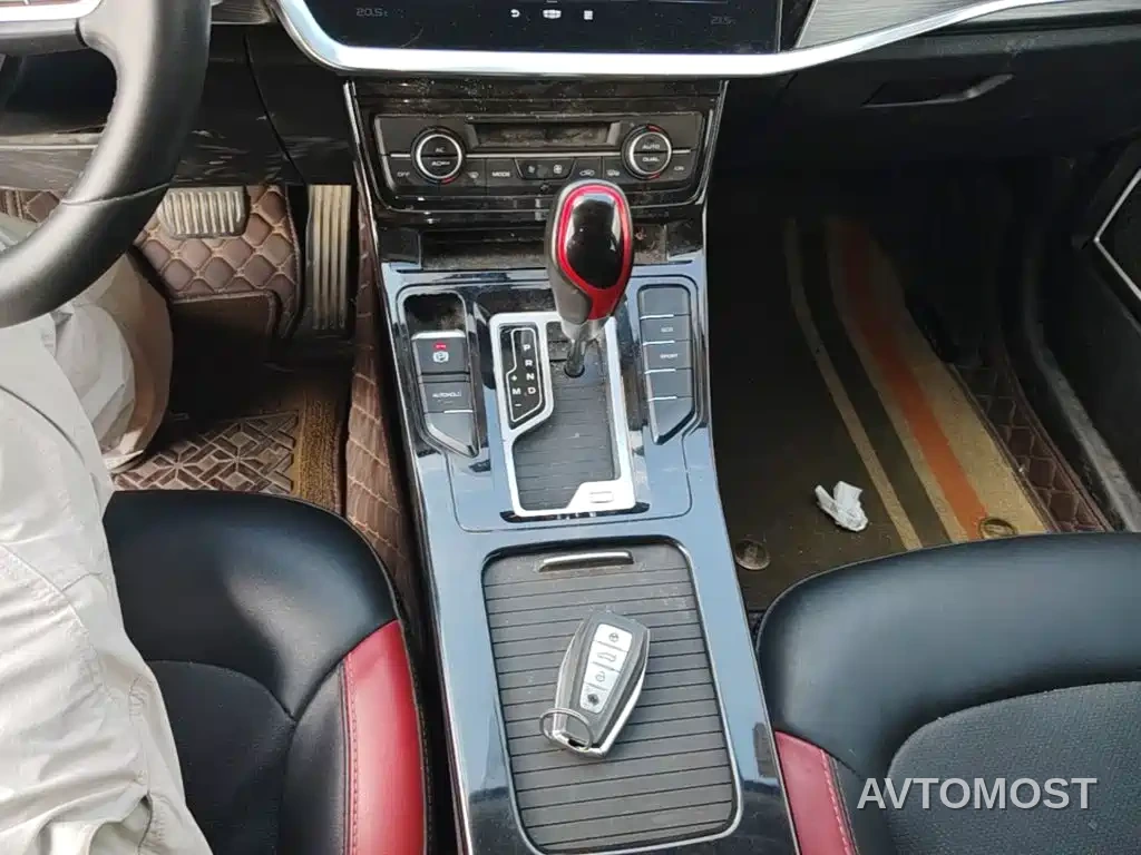 Geely Emgrand GS 2020 1.4T CVT Elegance — фото 12