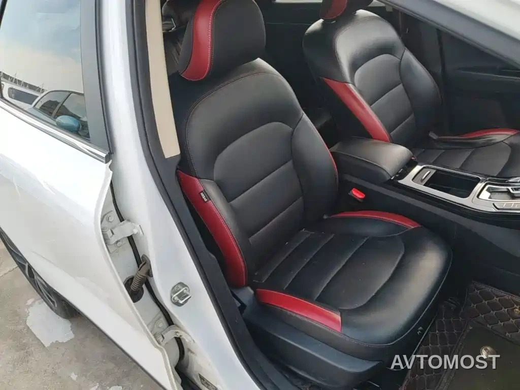 Geely Emgrand GS 2020 1.4T CVT Elegance — фото 21