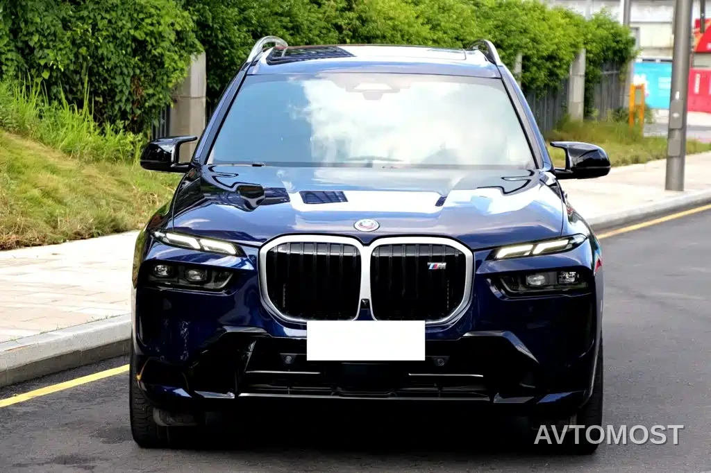 BMW X7 M60i 2023 xDrive M60i — фото 2