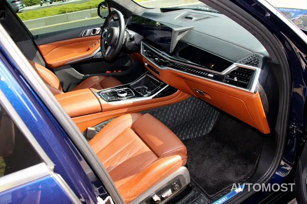 BMW X7 M60i 2023 xDrive M60i — фото 15