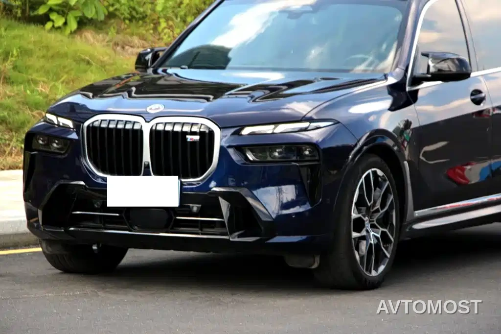 BMW X7 M60i 2023 xDrive M60i — фото 20