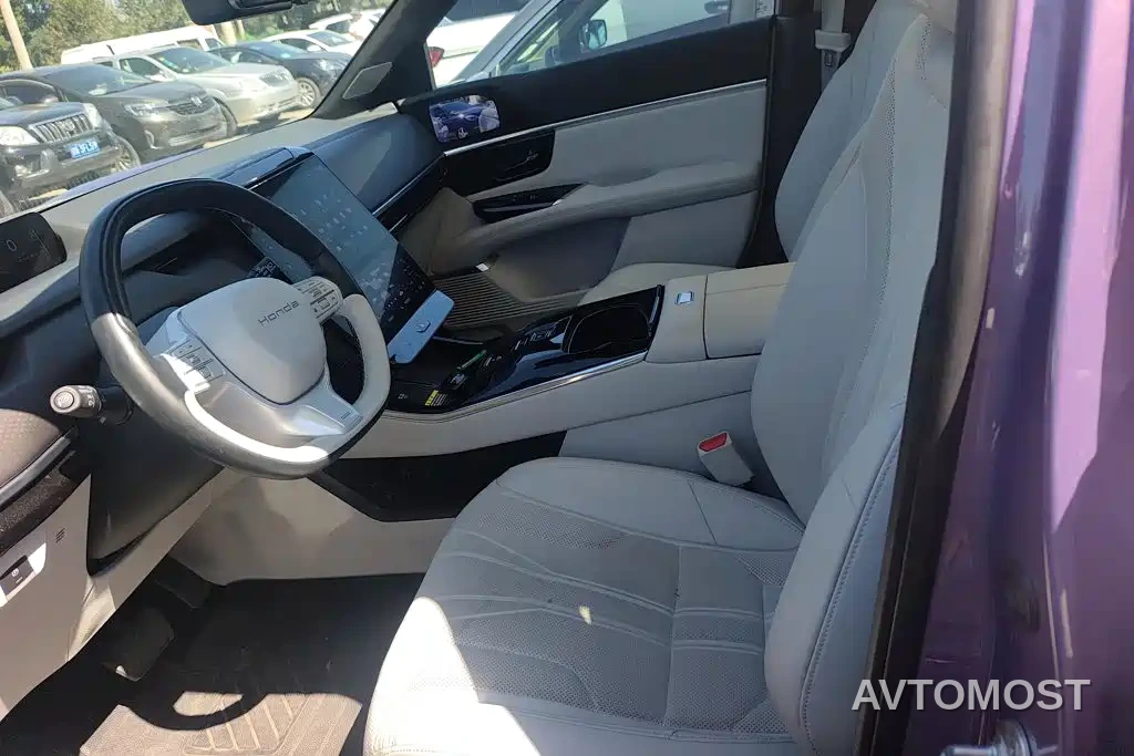 Honda GAC Honda P7 2025 AWD Long Range Max — фото 9