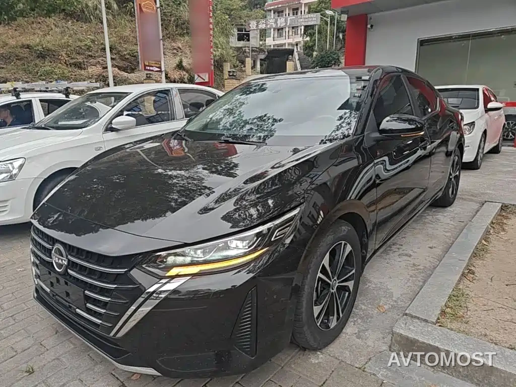 Nissan Sylphy 2023 1.6L CVT Deluxe Edition — фото 1