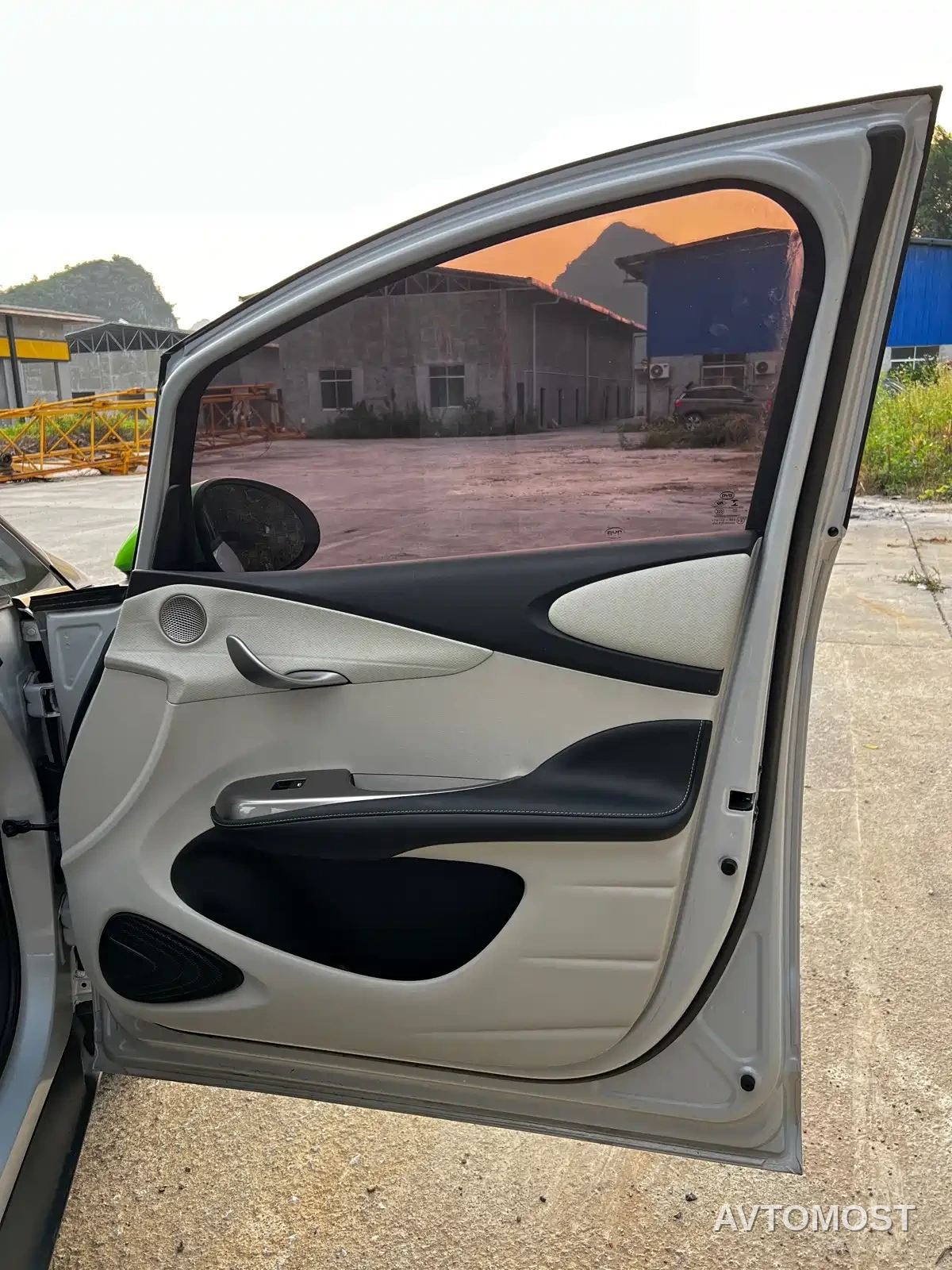 BYD Dolphin 2021 Model 405km Fashion Edition — фото 15