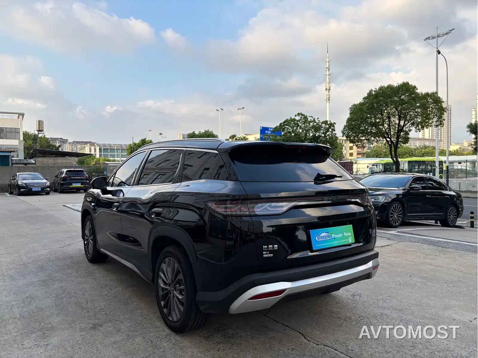 BYD Song Ultra 2026 Model Pure Electric 240kW — фото 3