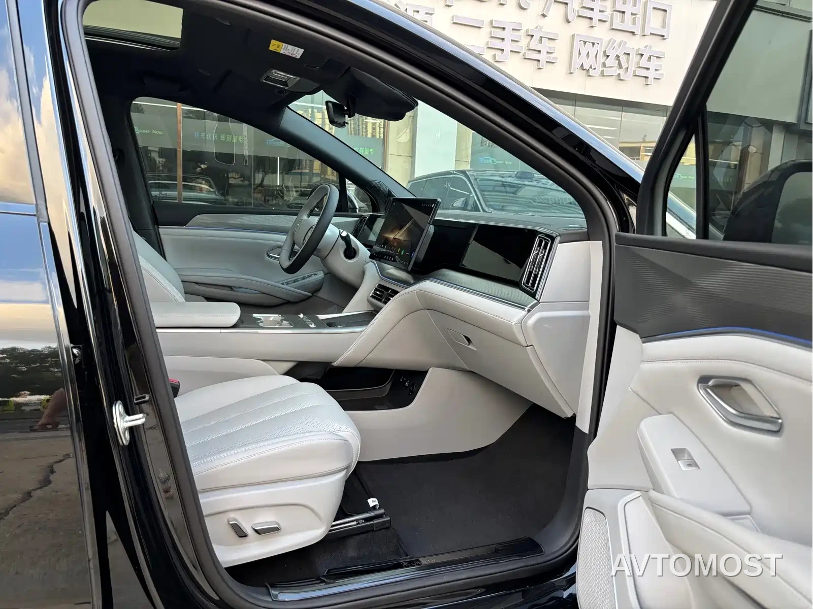 BYD Song Ultra 2026 Model Pure Electric 240kW — фото 12