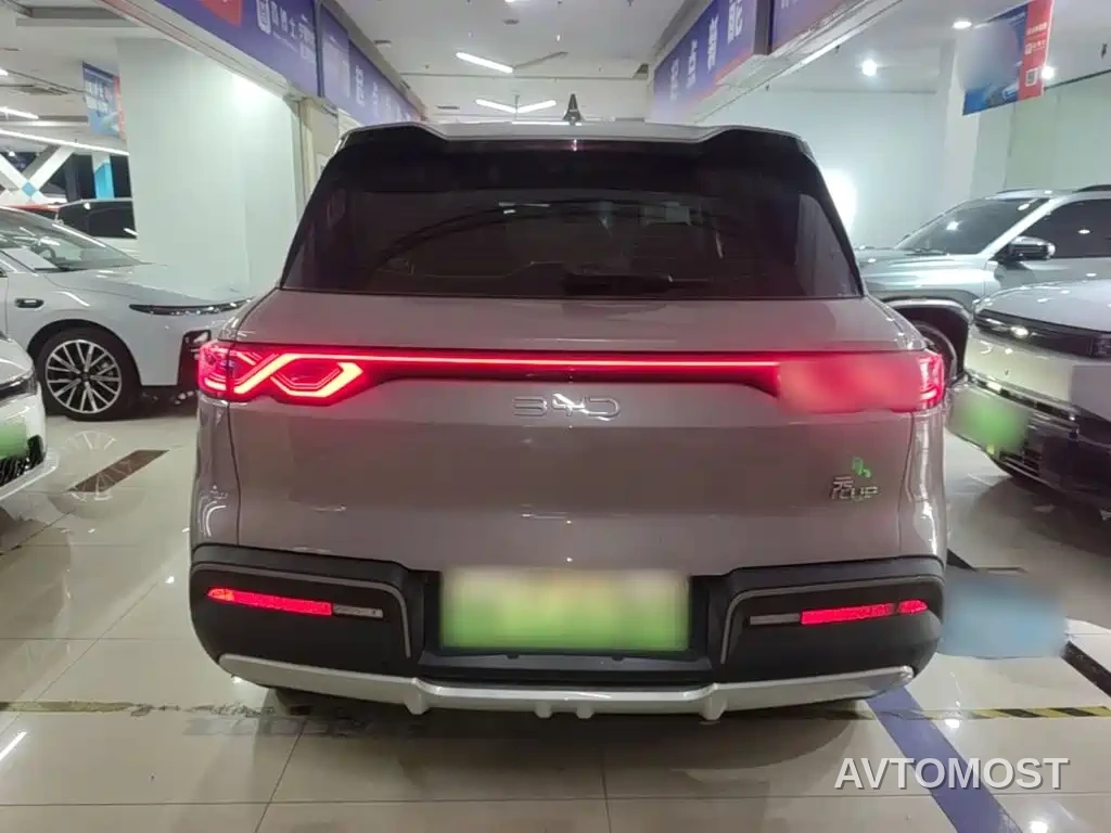 BYD Yuan UP 2024 401KM Leading Edition — фото 6