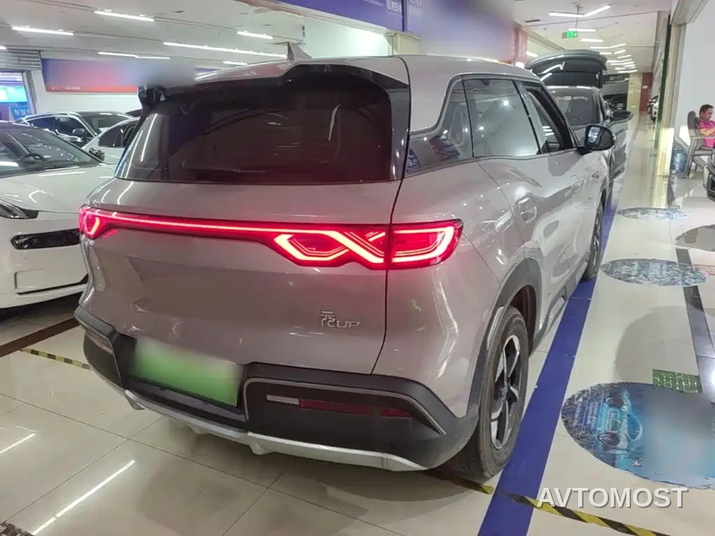 BYD Yuan UP 2024 401KM Leading Edition — фото 7