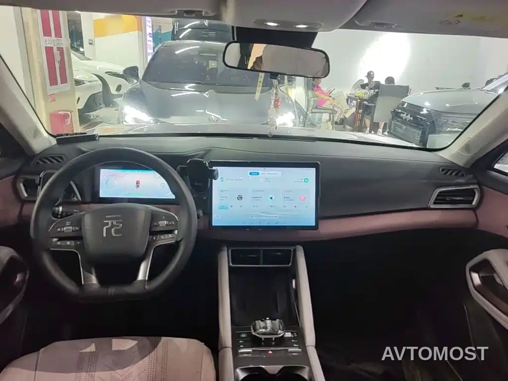 BYD Yuan UP 2024 401KM Leading Edition — фото 10