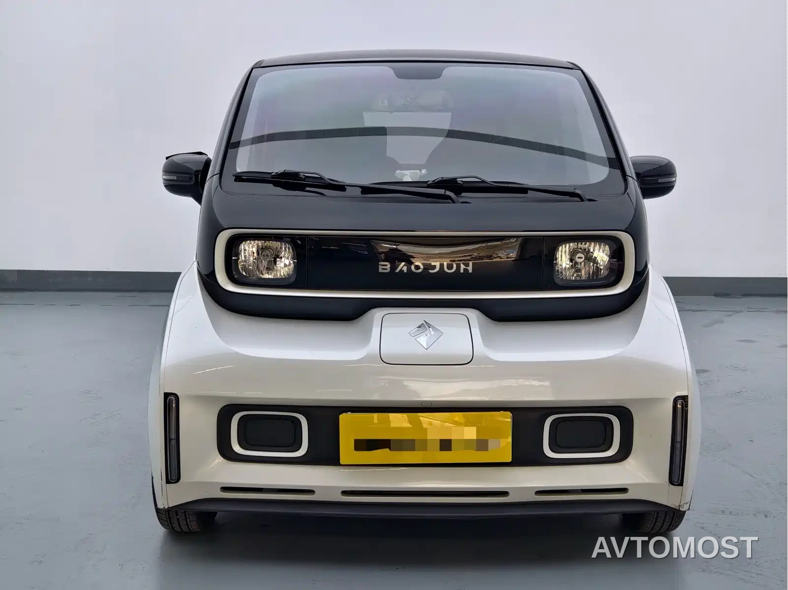 Baojun E300 2020 Stellar Smart Travel Edition — фото 3