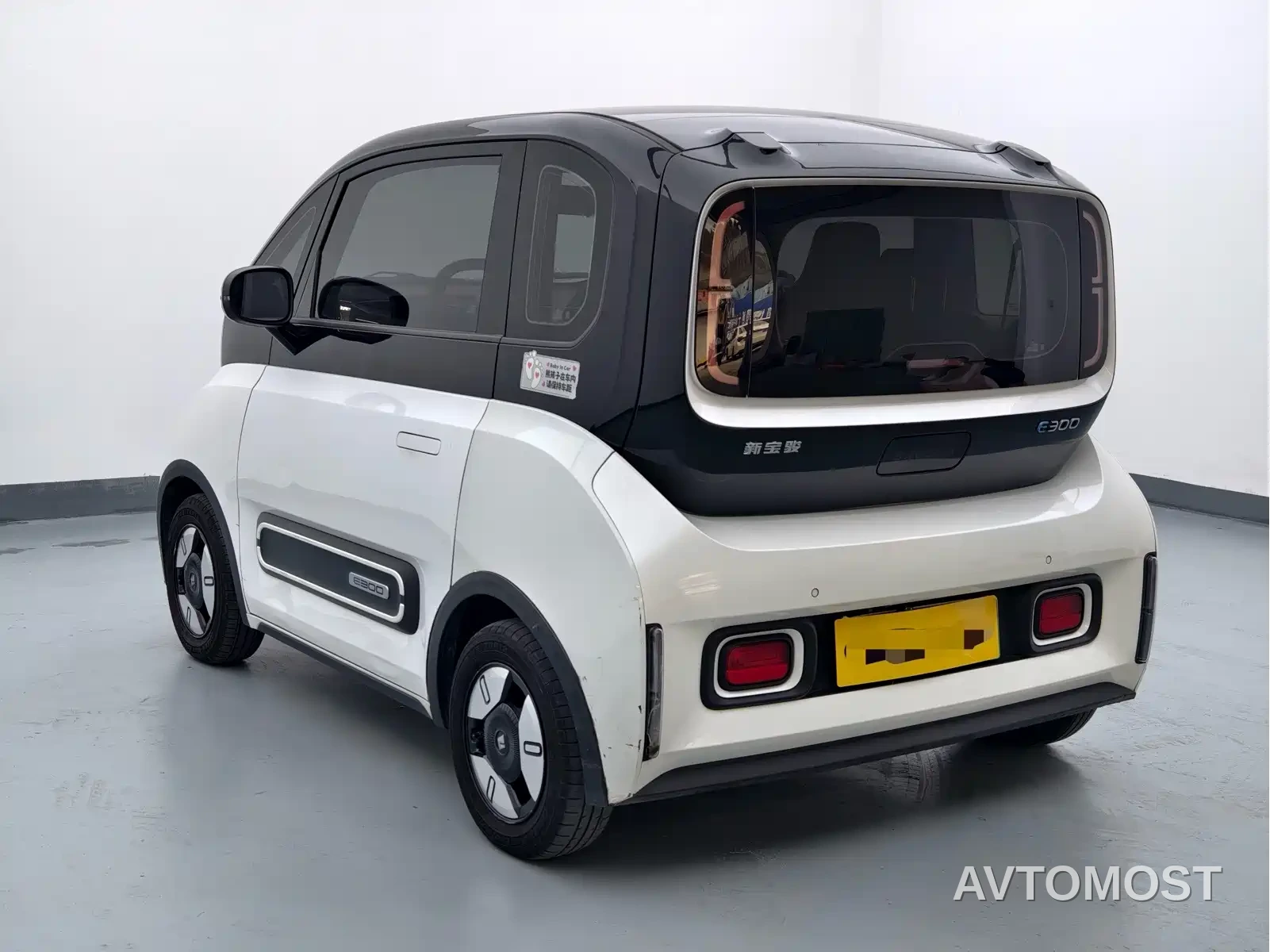Baojun E300 2020 Stellar Smart Travel Edition — фото 4