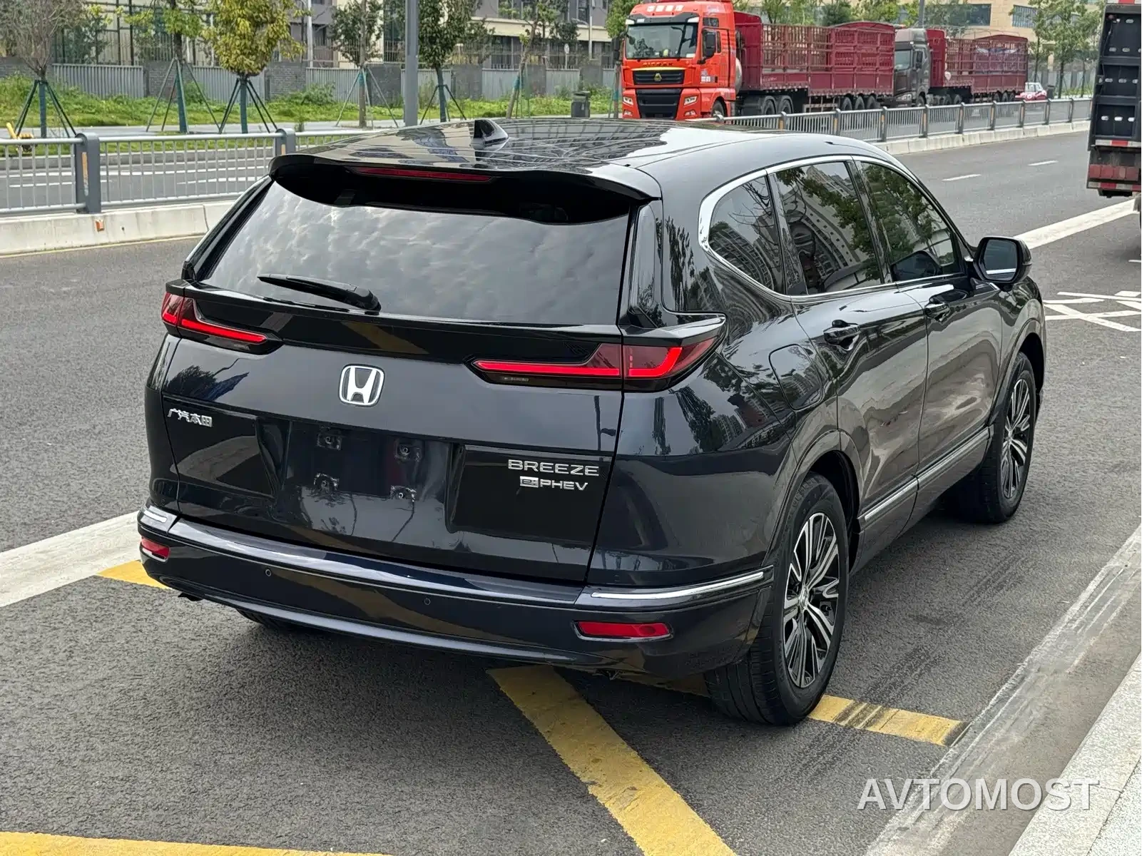 Honda Breeze New Energy 2022 Model e:PHEV Premium Edition — фото 16