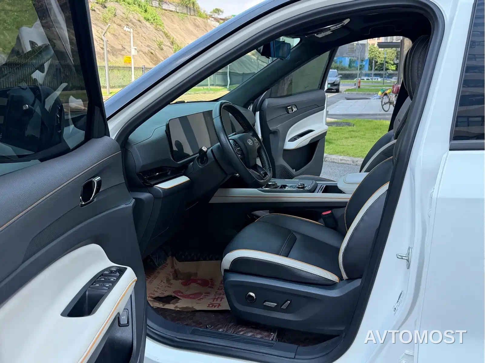 Ford Lingrui 2023 Model Extreme EcoBoost 170 Light & Shadow — фото 4