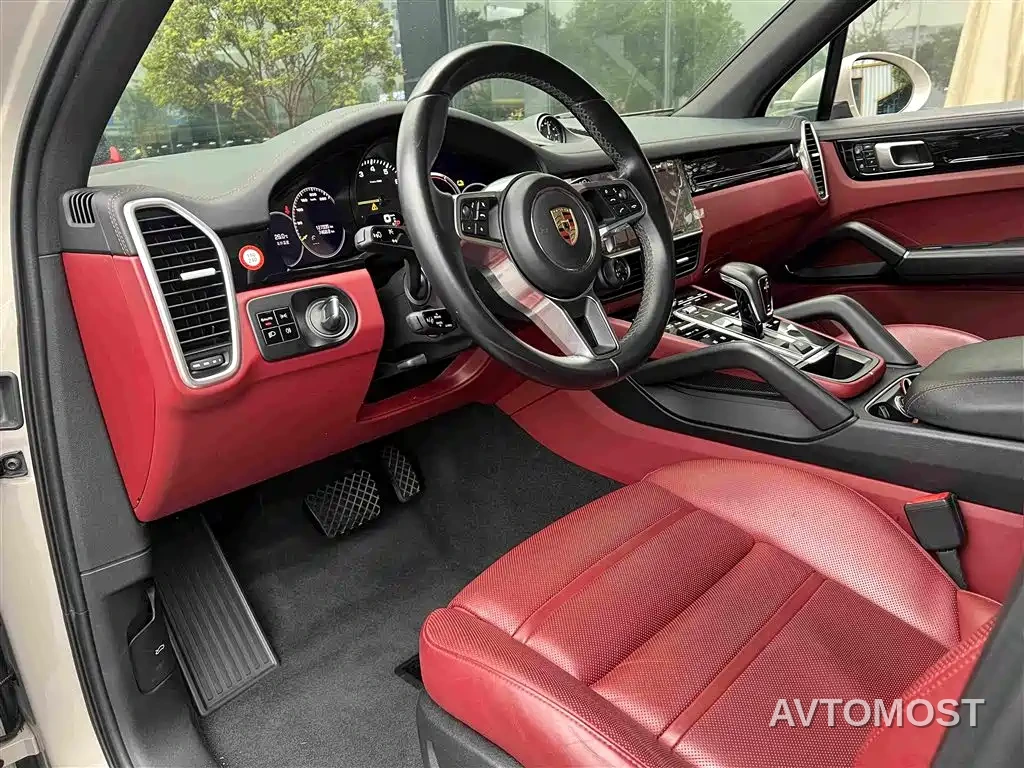 Porsche Cayenne New Energy 2021 Cayenne E-Hybrid 2.0T — фото 2