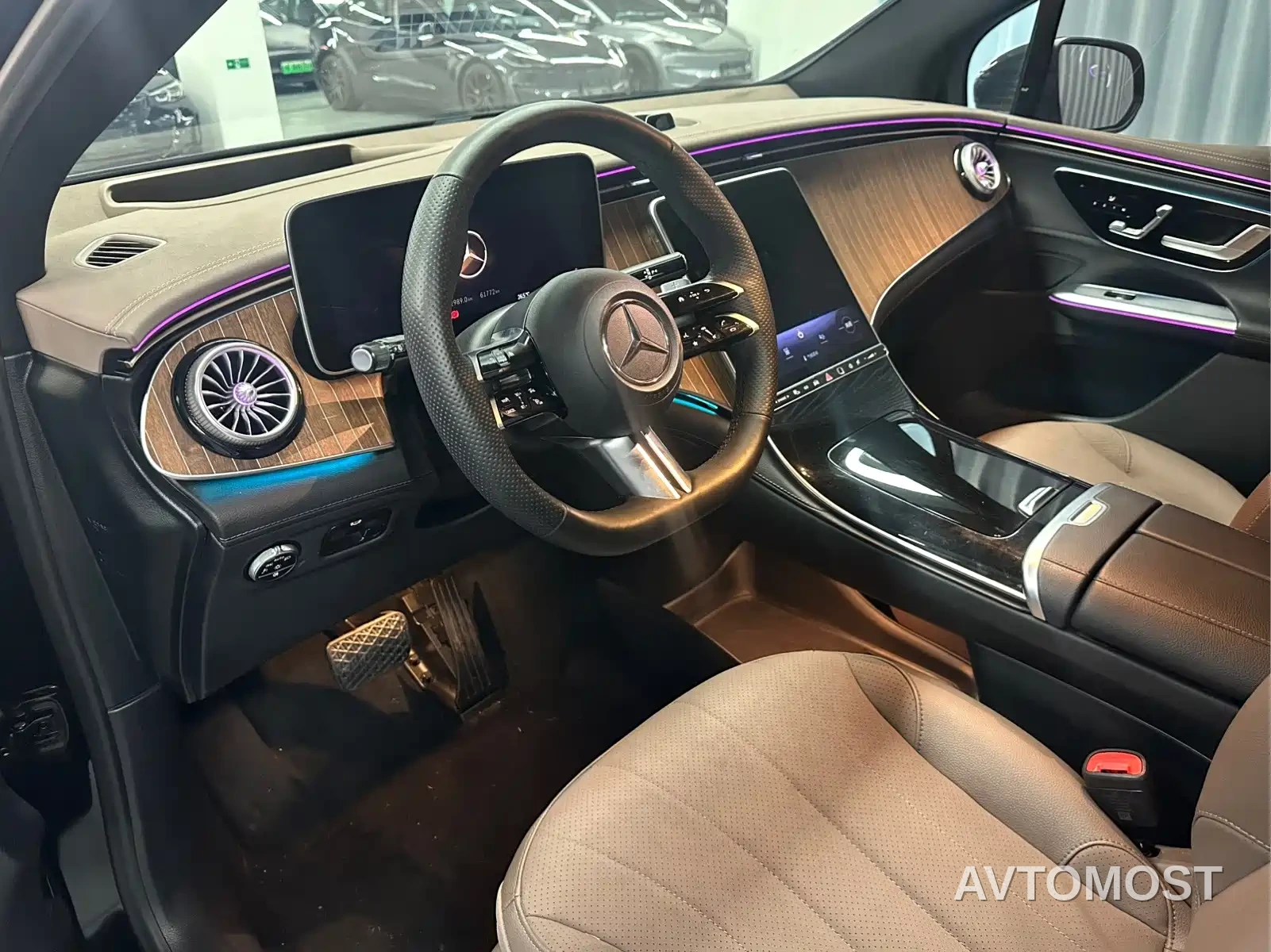 Mercedes-Benz EQE SUV 2023 350 4MATIC Luxury Edition — фото 2