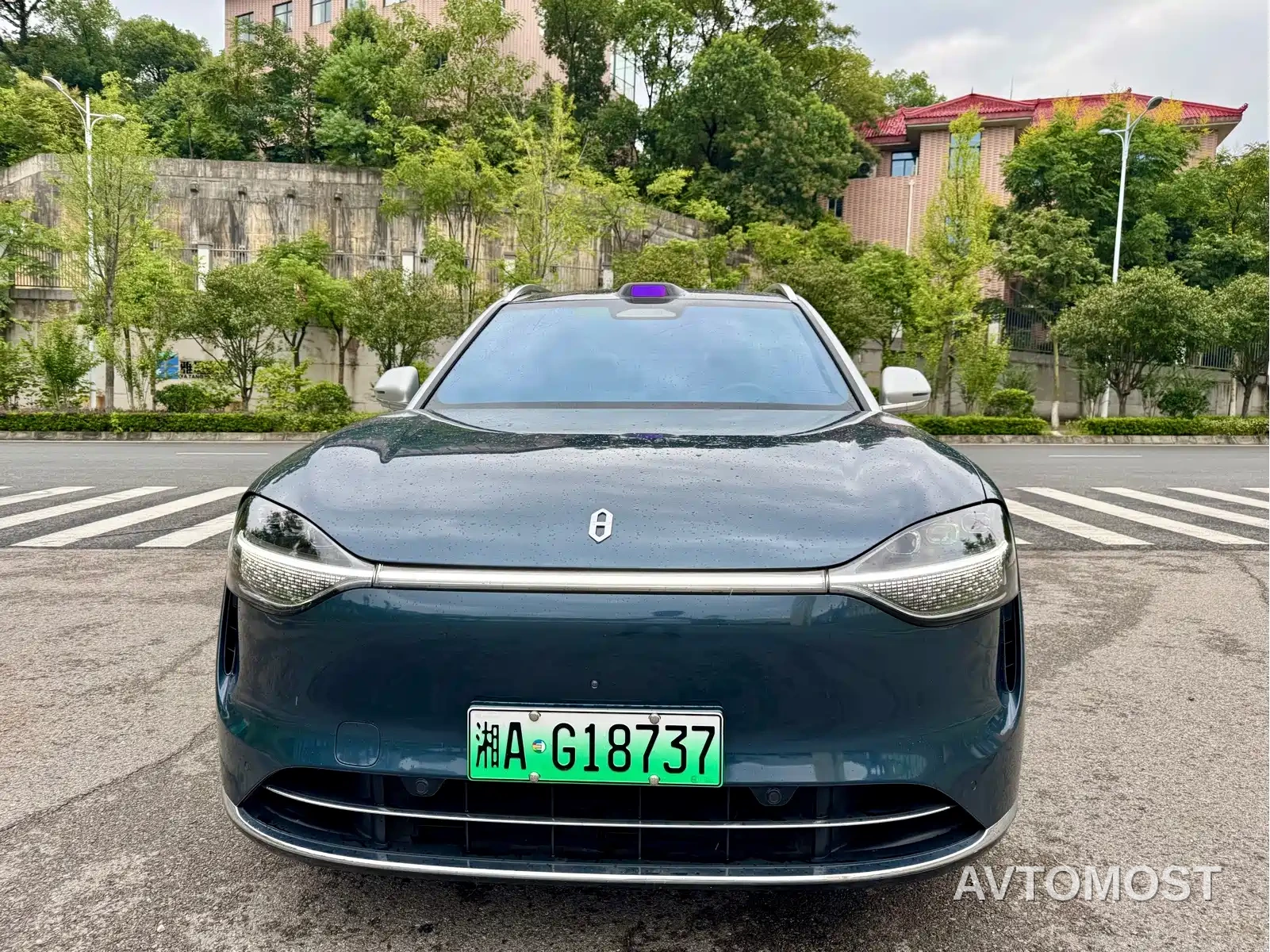 AITO M9 2024 Extended Range Ultra 42kWh 6-Seater — фото 2