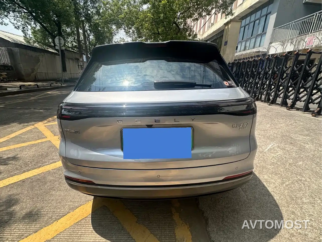 Geely Galaxy Starship 7 EM-i 2025 Model 120km Voyage+ Edition — фото 5