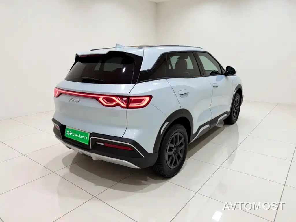BYD Yuan UP 2025 Model 301KM Navigator — фото 4
