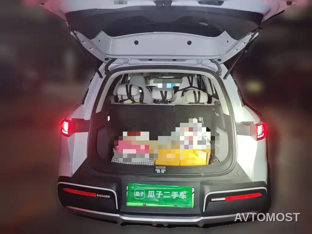 BYD Yuan UP 2025 Model 301KM Navigator — фото 15