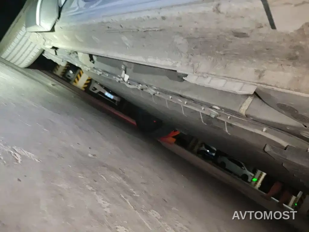 BYD Yuan UP 2025 Model 301KM Navigator — фото 17