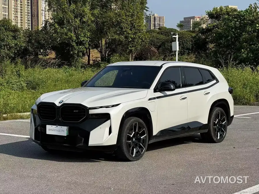 BMW XM 2023 50e