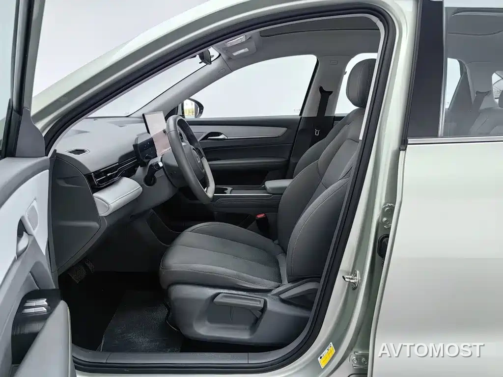 Besturn Yueyi 03 2025 445km Premium Selection Edition — фото 8