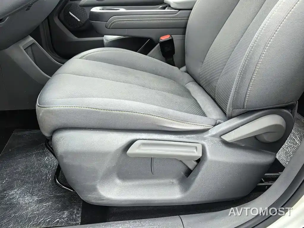 Besturn Yueyi 03 2025 445km Premium Selection Edition — фото 18