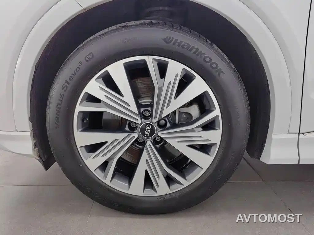 Audi Q4 e-tron 2024 40 e-tron Pioneer Edition — фото 15