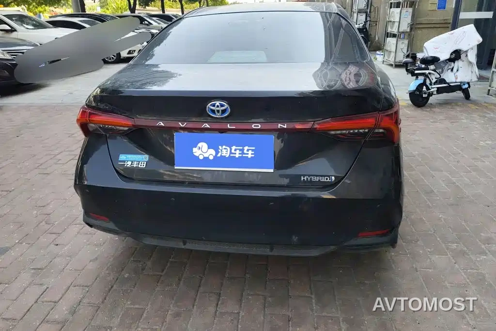 Toyota Avalon 2019 Hybrid 2.5L Luxury Edition China VI — фото 4