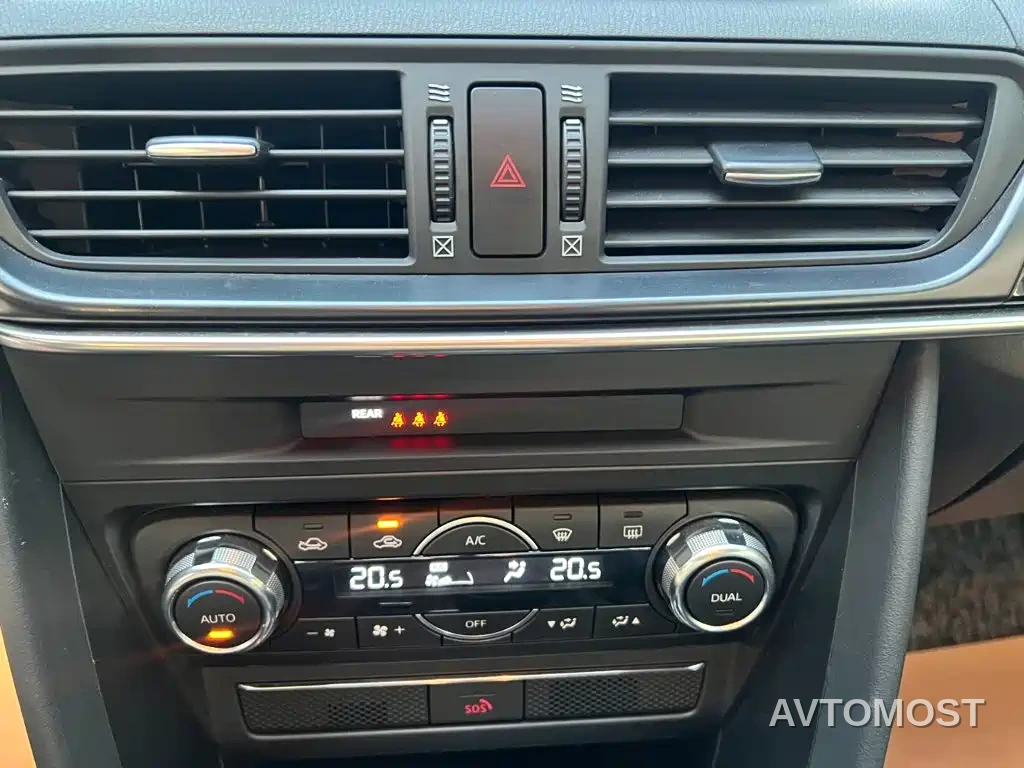 Mazda CX-4 2021 2.0L Auto FWD Skyactiv Explorer Edition — фото 11