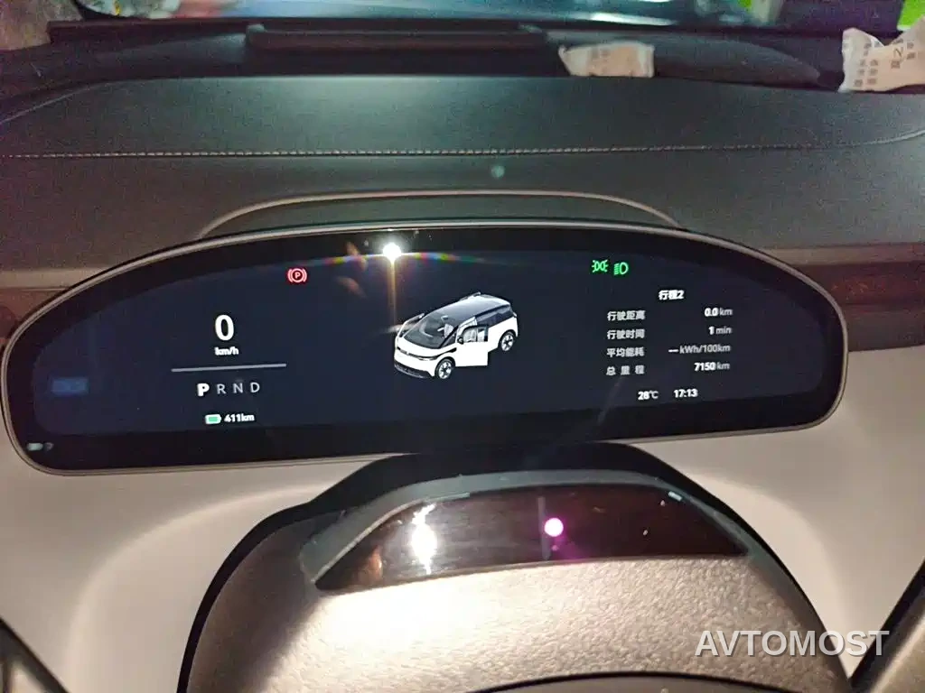 Zeekr MIX 2025 Smart Driving Edition — фото 7