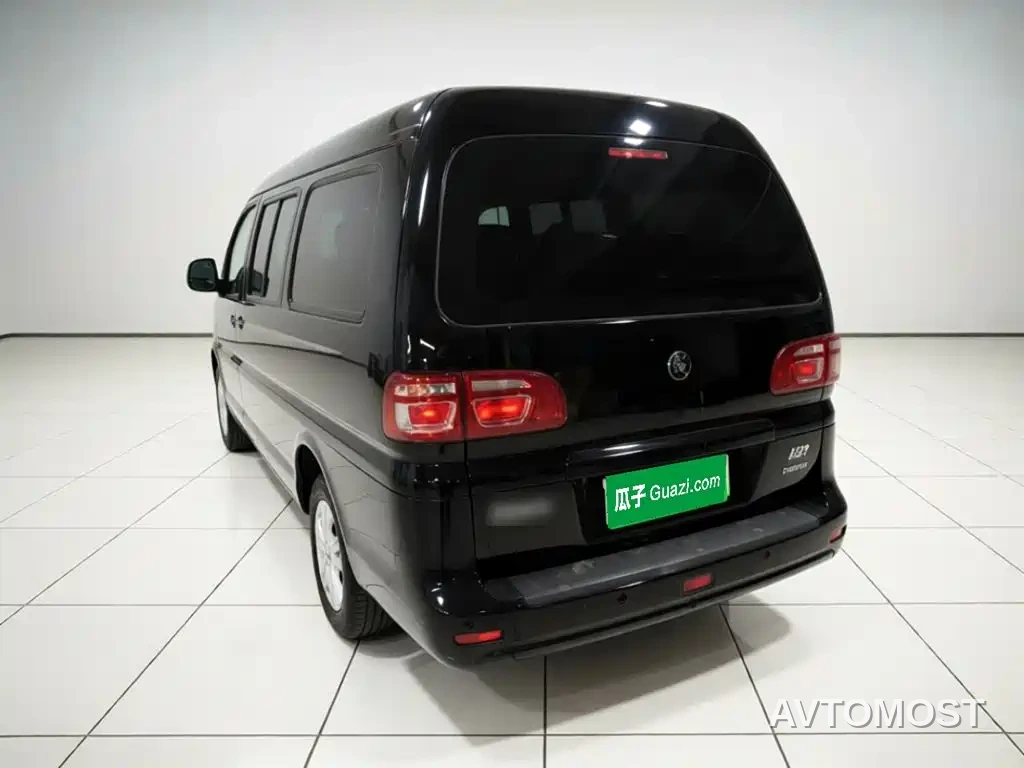 Dongfeng Fengxing Lingzhi New Energy 2025 110km EREV Comfort 7-seater — фото 4