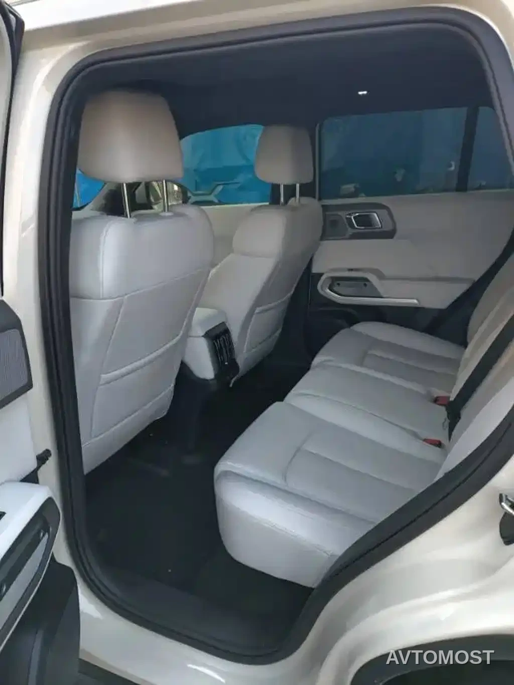 Fang Cheng Bao Titanium 3 2025 501KM RWD Smart Drive Max — фото 5