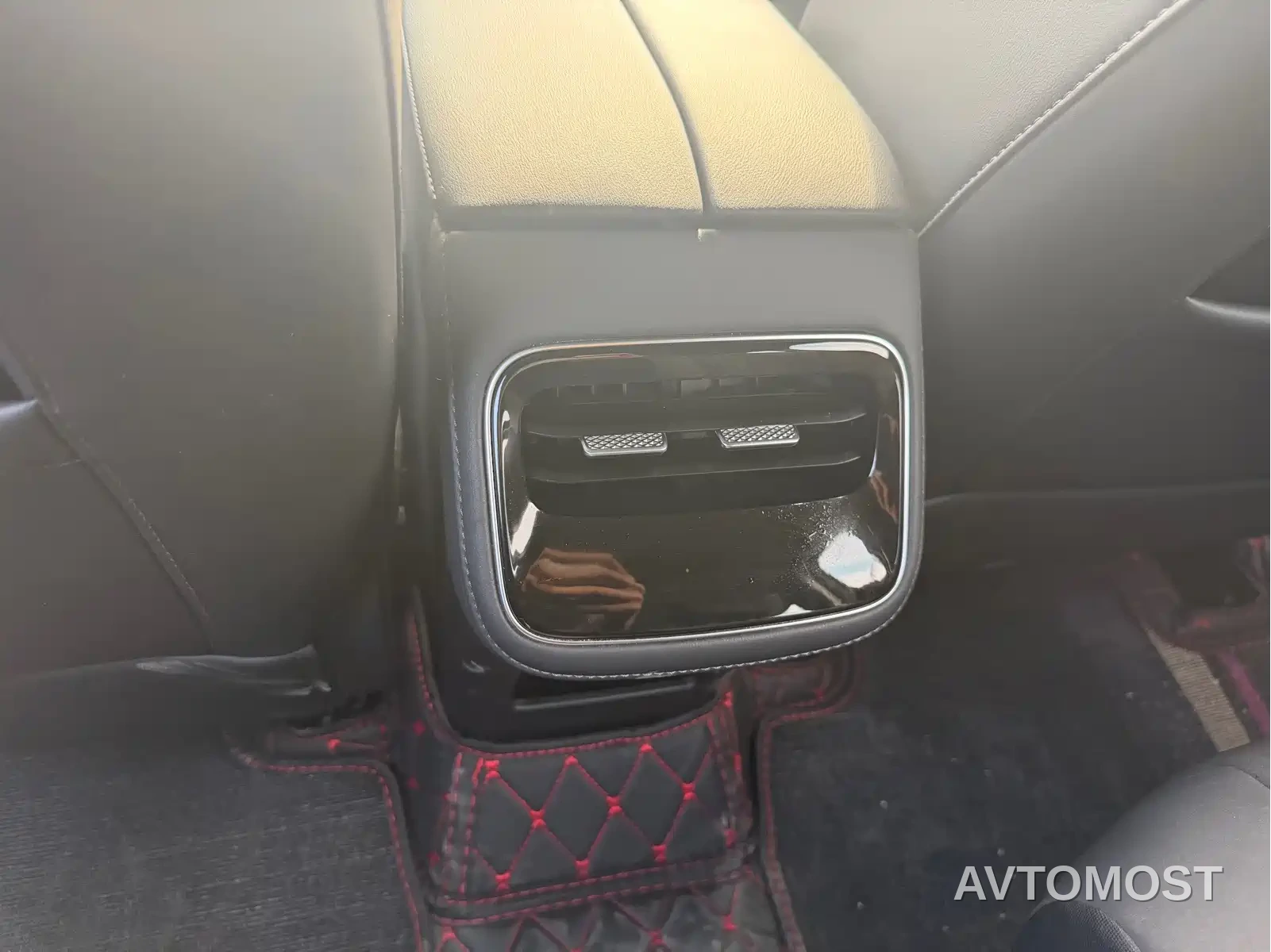 Chery Fengyun T8 2025 Model 1.5T 130km Luxury 5-Seater — фото 11