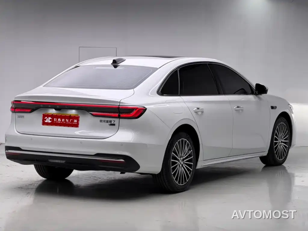 Geely Galaxy Stellar 7 2026 Base Model — фото 4