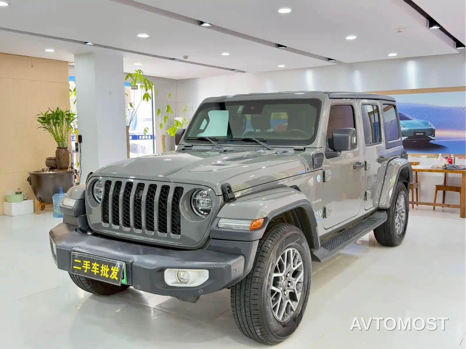 Jeep Wrangler 4xe 2021 4-Door 2.0T 4xe Sahara Launch Edition — фото 1