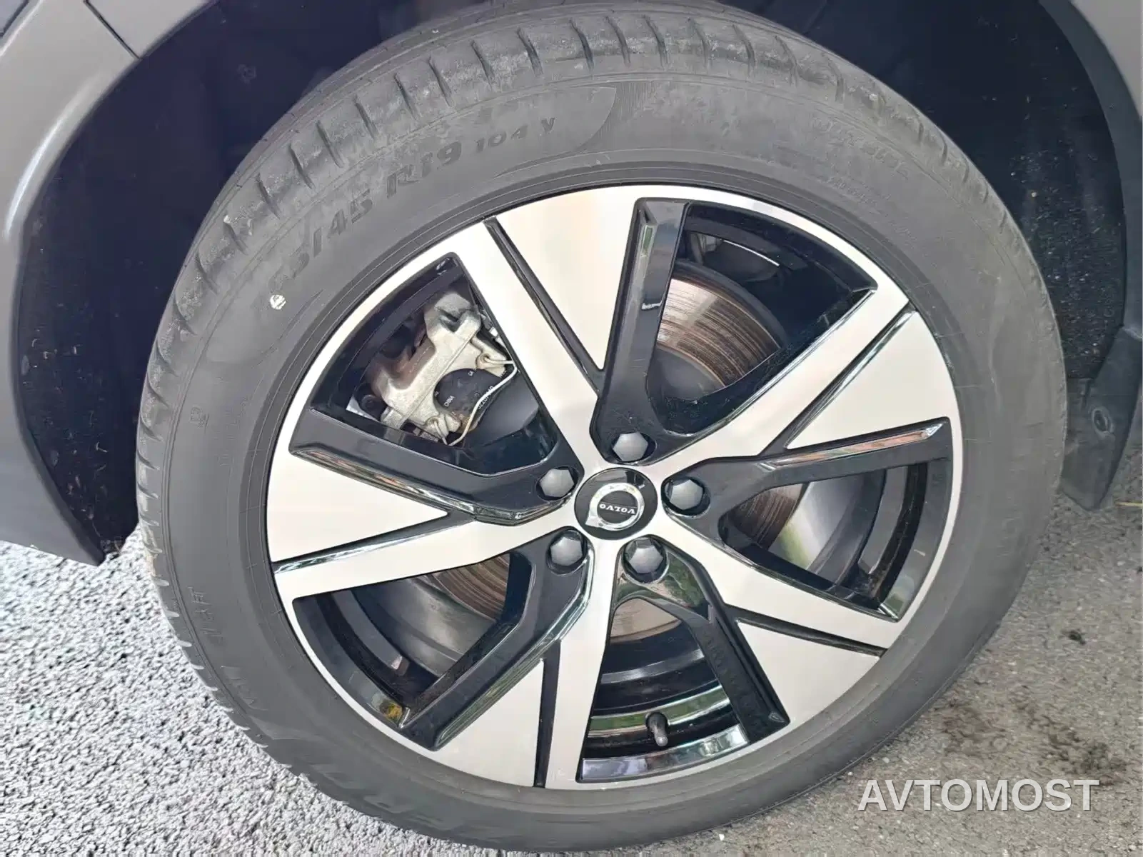 Volvo XC40 New Energy 2022 Long Range PRO — фото 19