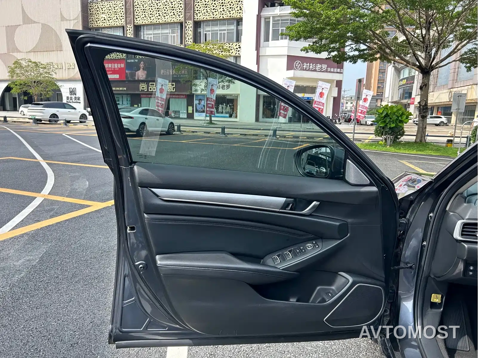 Honda Accord 2022 Sharp Hybrid 2.0L Sharp Leader Edition — фото 17