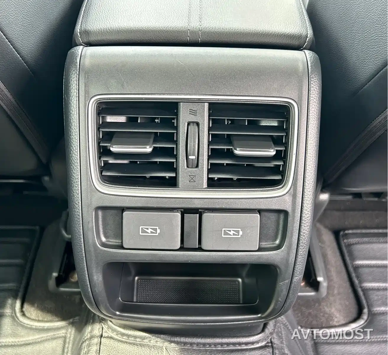 Honda Accord 2022 Sharp Hybrid 2.0L Sharp Leader Edition — фото 19