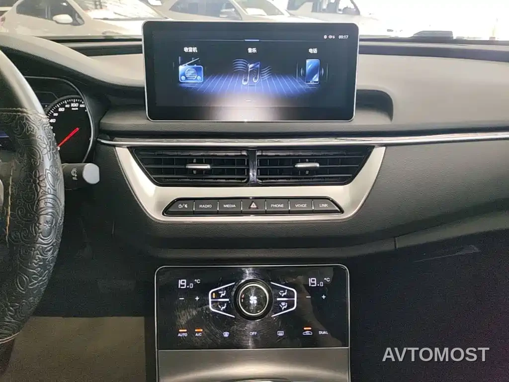 Hongqi H5 2022 Classic Facelift 1.5T DCT Flag Rhythm Edition — фото 8