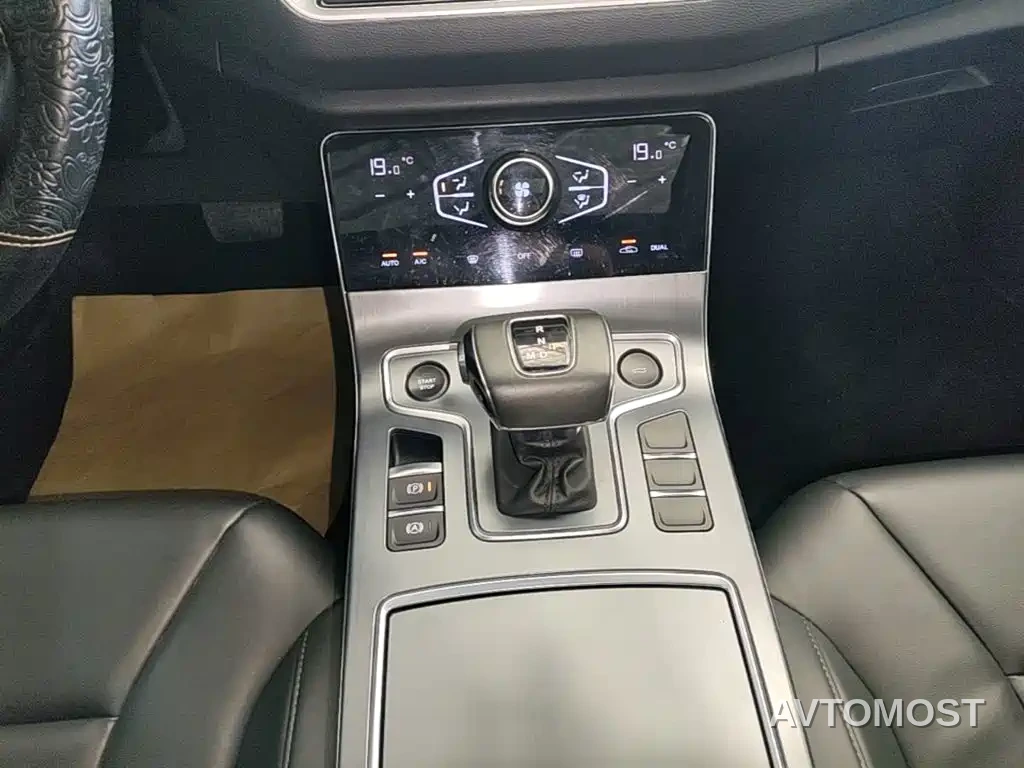 Hongqi H5 2022 Classic Facelift 1.5T DCT Flag Rhythm Edition — фото 9