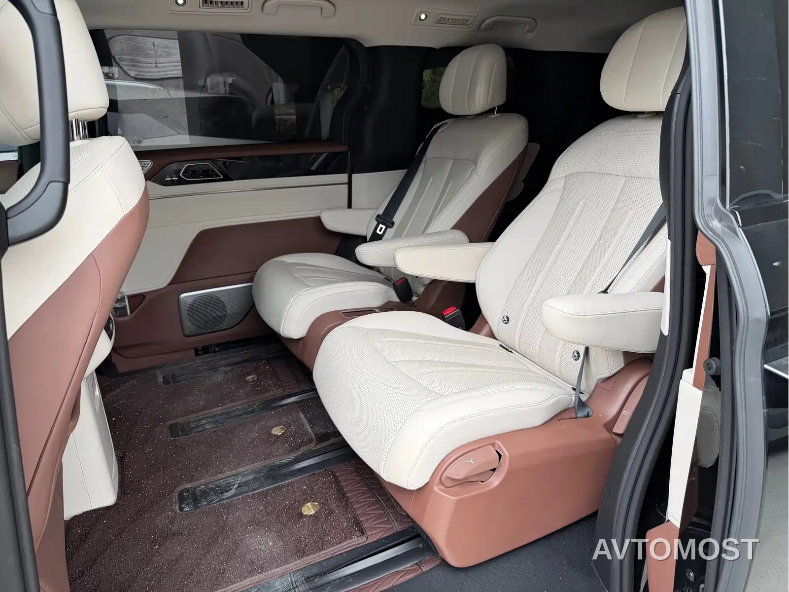 BYD Xia 2025 DM-i 1.5T 100km Leading Edition — фото 4