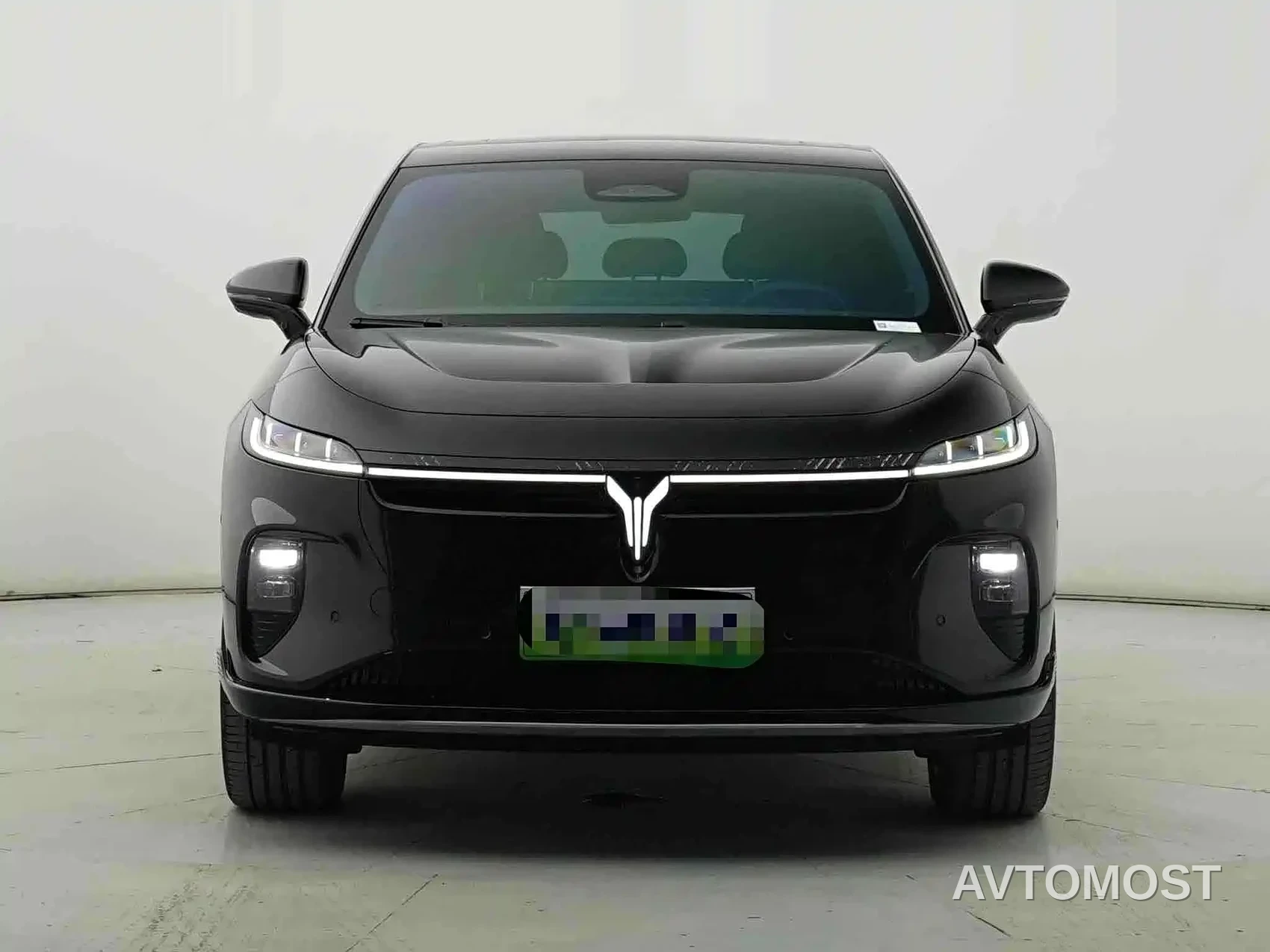 Voyah Zhiyin 2024 Long Range Super Charging Edition — фото 3
