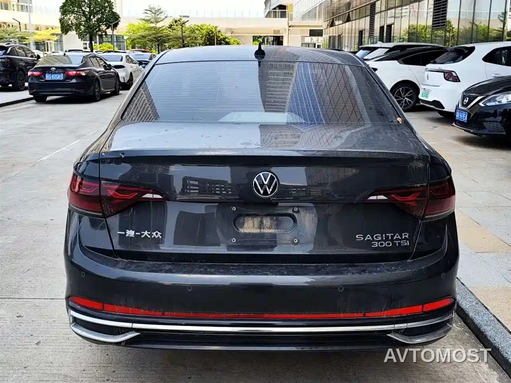 Volkswagen Sagitar 2023 300TSI DSG Surpassing Edition — фото 8
