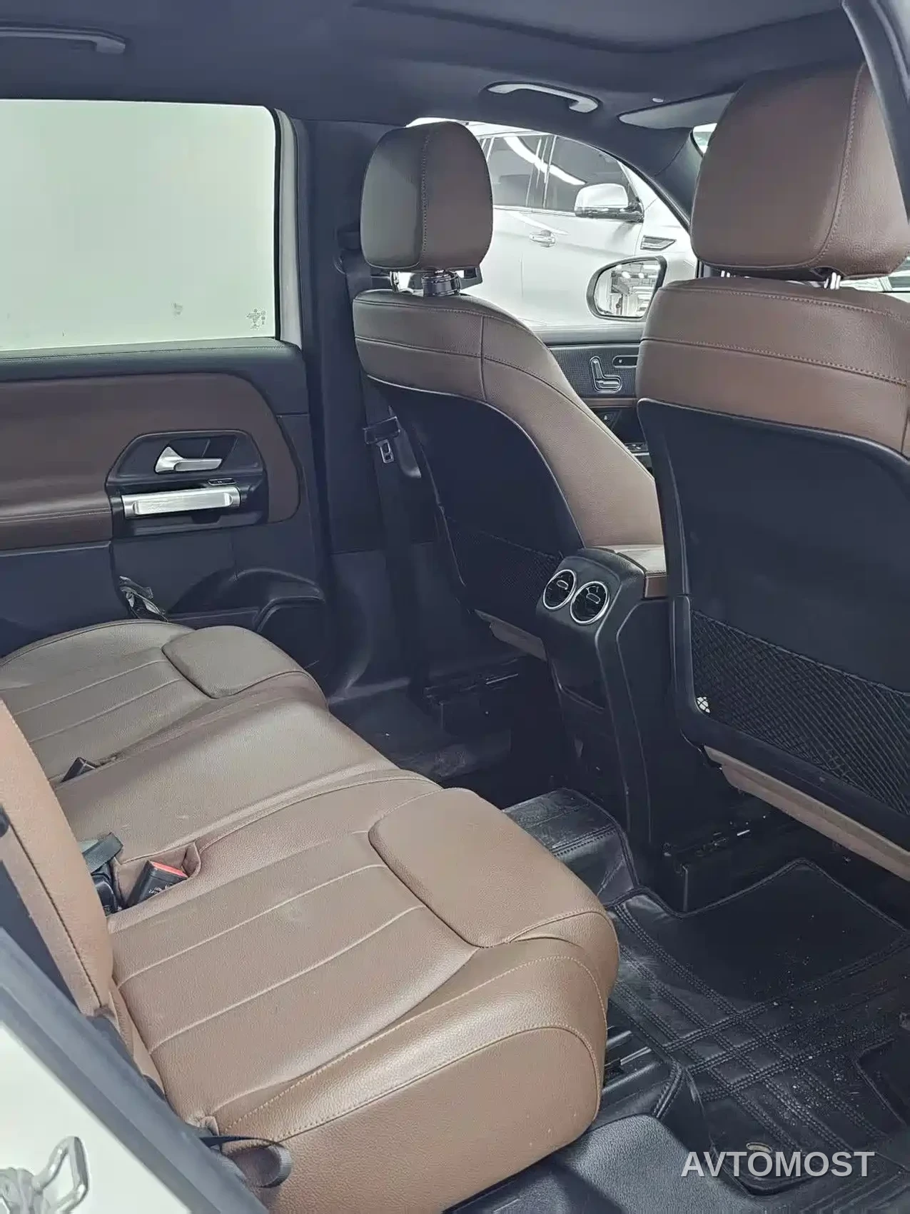 Mercedes-Benz GLB 2021 GLB 200 Style — фото 5
