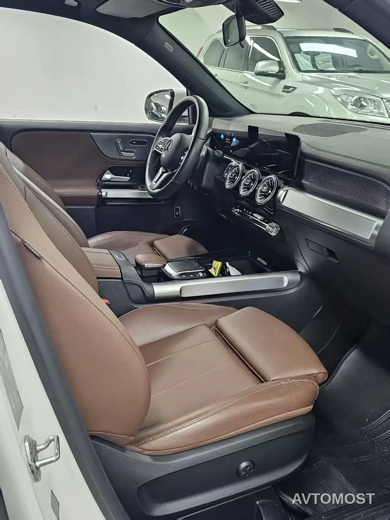 Mercedes-Benz GLB 2021 GLB 200 Style — фото 7